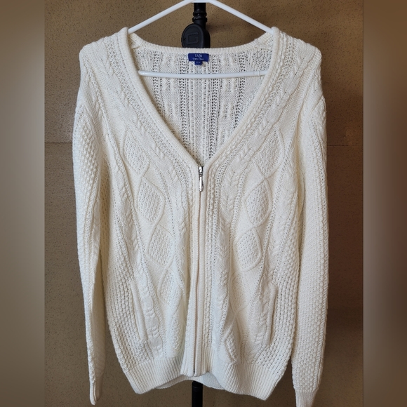 tabi Sweaters - Tabi - White Knitted Zip up Sweater - Size Med - Like New